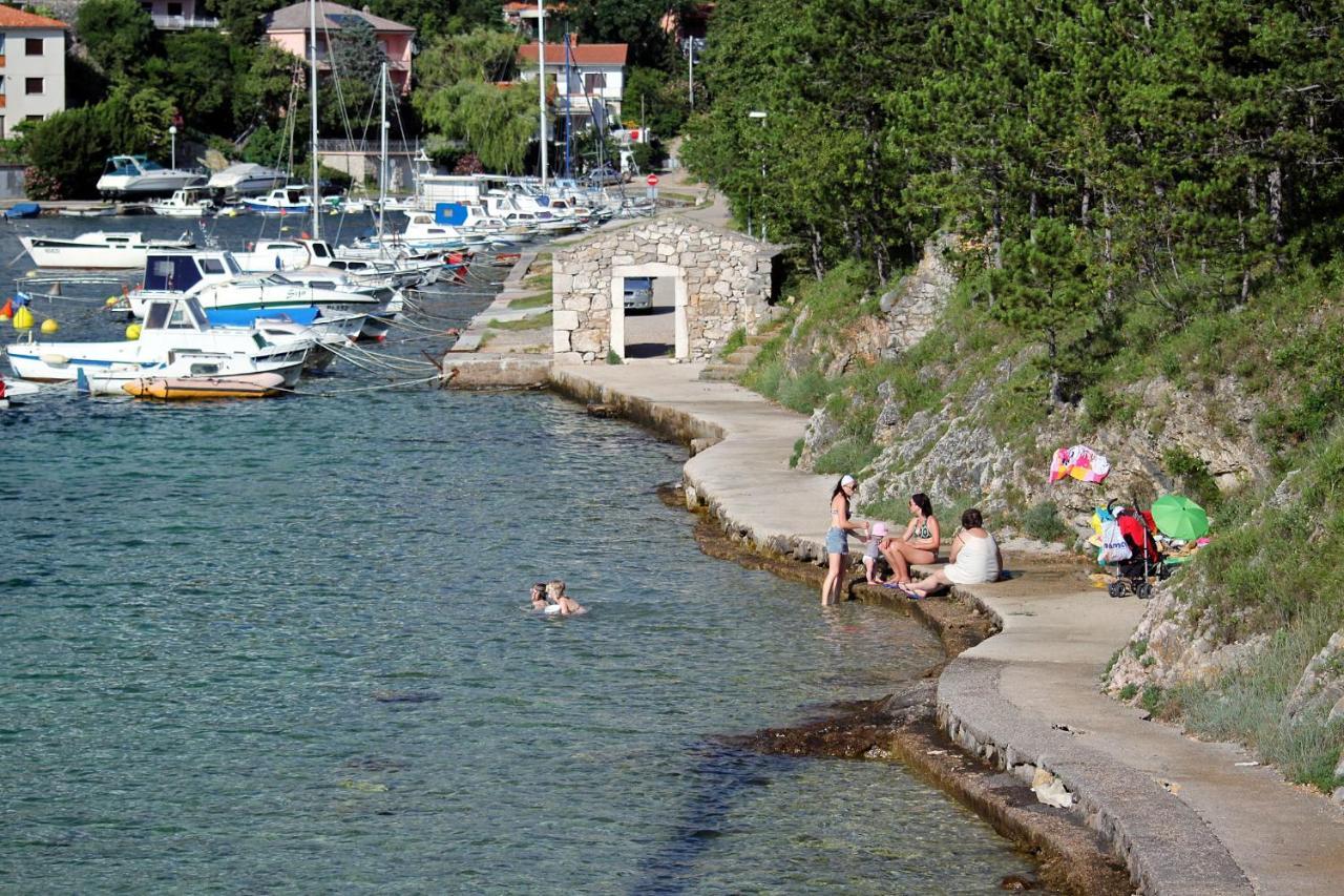 Apartments With A Swimming Pool Jadranovo, Crikvenica - 3238 Bagian luar foto