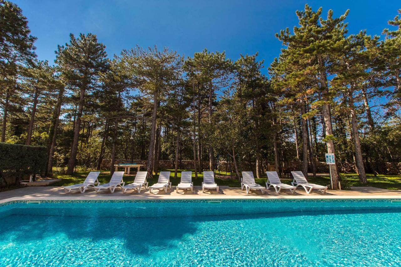 Apartments With A Swimming Pool Jadranovo, Crikvenica - 3238 Bagian luar foto