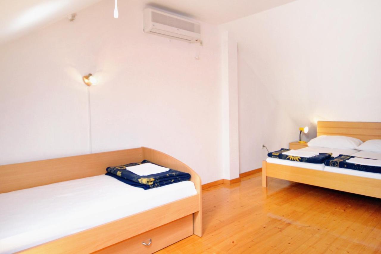 Apartments With A Swimming Pool Jadranovo, Crikvenica - 3238 Bagian luar foto